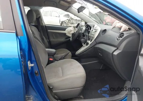 2010 Toyota Matrix из США, поврежденный, VIN 2T1KU4EE7AC352752